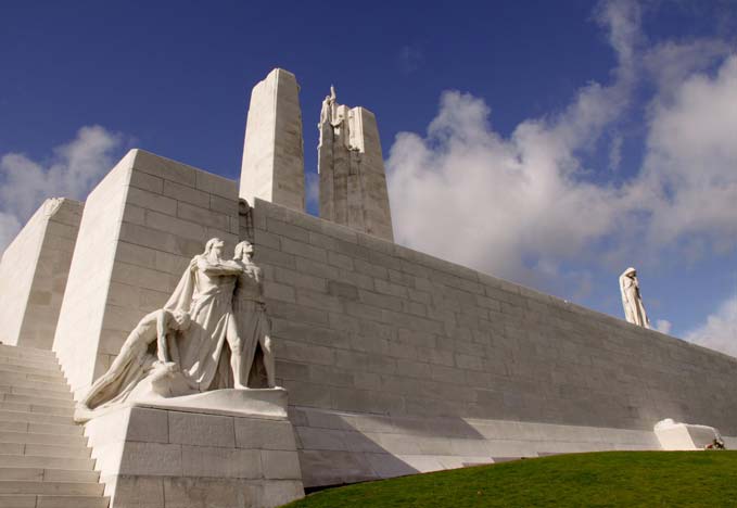 Vimy Ridge War Memorial © Tom Bochsler Tom Bochsler’s Photography & Contributions to D-Day Remembrance